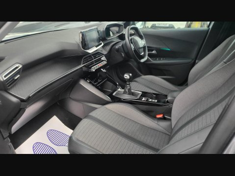 Peugeot 2008 PURETECH S/S ALLURE PREMIUM 2