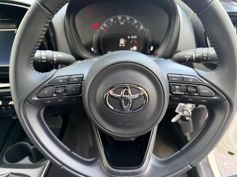 Toyota Aygo X VVT-I EDGE 64