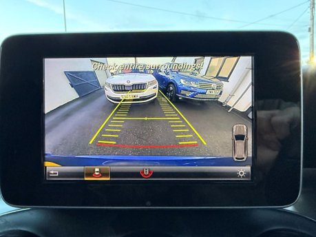 Mercedes-Benz GLC 2.1 GLC220d AMG Line (Premium) G-Tronic 4MATIC Euro 6 (s/s) 5dr 17