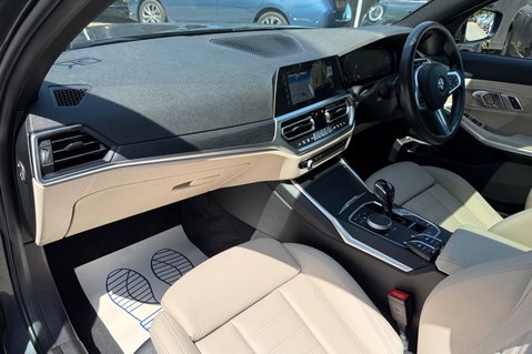 BMW 3 Series 330E M SPORT -PAN ROOF -M PRO PACK -OYSTER LEATHER -ONE OWNER -FBMWSH 25