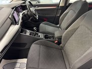 Volkswagen Golf 1.5 Golf Life TSi 5dr 19