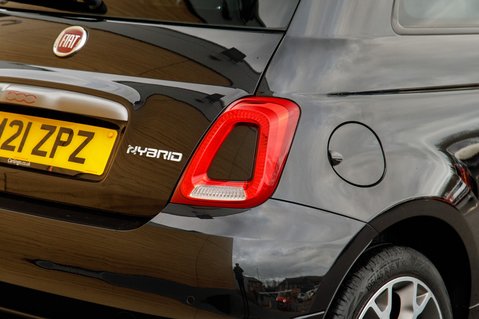 Fiat 500 SPORT MHEV 9