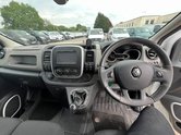 Renault Trafic SWB L1H1 (SOLD) Sportive SL27 Air Con Alloys Nav Sensors EURO 6 NO VAT 47