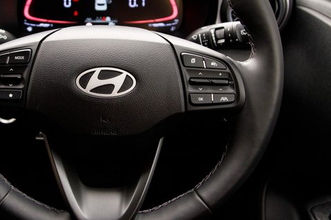 Hyundai i10 PREMIUM 19