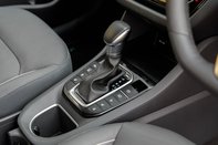 Hyundai IONIQ PREMIUM SE MHEV 27