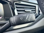 Volkswagen Polo LIFE TSI DSG 34