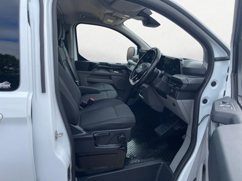 Ford Transit Custom 2.0 320 EcoBlue Limited Crew Van Auto L1 H1 Euro 6 (s/s) 5dr 11