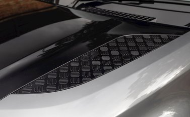 Land Rover Defender 110 X P400 33