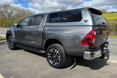 Toyota Hilux Invincible 4WD Auto 2.8 D-4D Double Cab Pickup - Pegasus Canopy 6