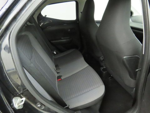 Toyota Aygo 1.0 VVT-i x-trend Funroof x-shift Euro 6 5dr 7