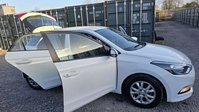 Hyundai i20 1.4 SE Hatchback 5dr Petrol Auto Euro 6 (100 ps) 6