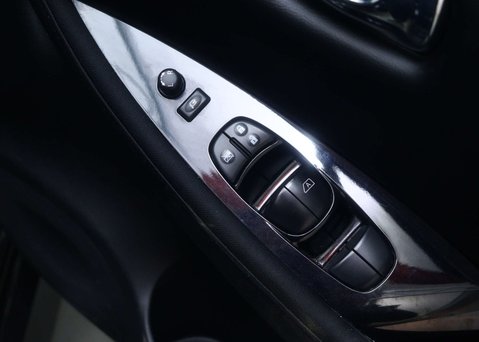 Nissan LEAF Leaf N-Connecta 5dr 34