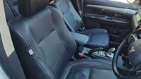 Mitsubishi Outlander 2.0h 12kWh GX4hs SUV 5dr Petrol Plug-in Hybrid CVT 4WD Euro 5 (s/s) (200 ps 23