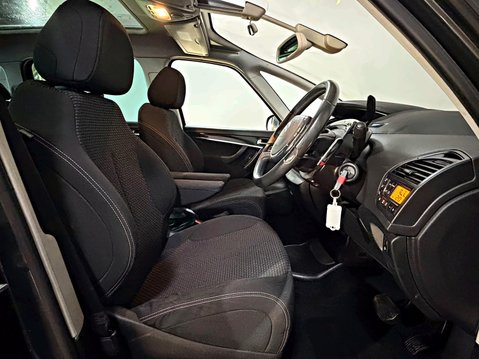 Citroen C4 Grand Picasso PLATINUM E-HDI 1.6 EGS6 7 SEATER 18