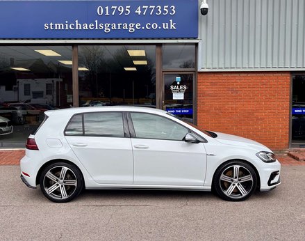 Volkswagen Golf 2.0 Golf R TSi 4WD 5dr 10