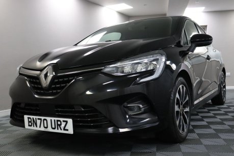 Renault Clio ICONIC TCE BOSE 28