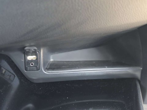 2017 Toyota C-HR thumbnail 11