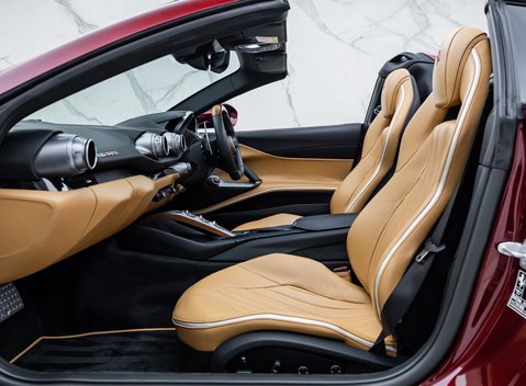 Ferrari 812 GTS 27