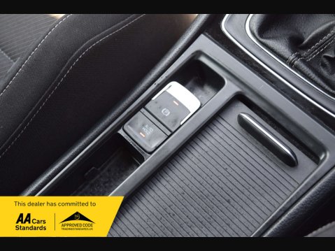 Volkswagen Golf 2.0 Golf R TSi 4WD 5dr 67