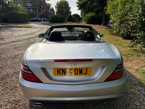 Mercedes-Benz SLK 3.5 SLK350 AMG Sport BlueEfficiency Auto 2dr 4