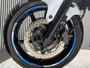 Suzuki Gladius 650 2010 ONLY 26K SV650 MOTOR MOT 08/27 SERVICED A2 650CC 17