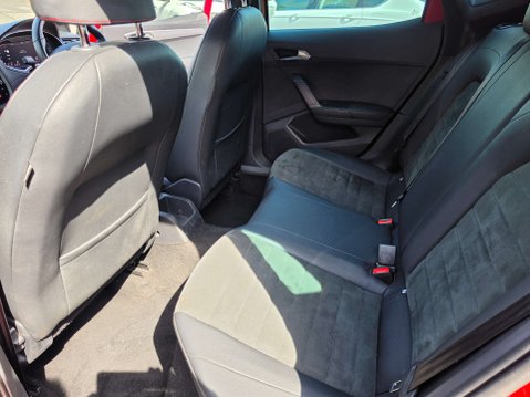SEAT Arona 1.0 Arona FR Sport EcoTSI Semi-Auto 5dr 17
