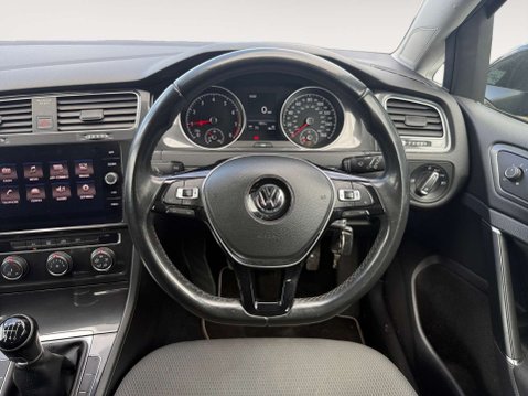 Volkswagen Golf 1.0 Golf SE TSi BlueMotion Technology 5dr 12