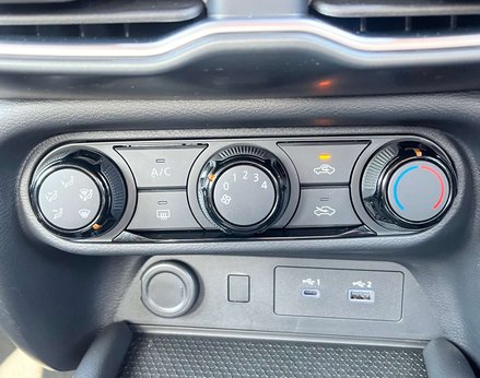 Nissan Juke 1.0 Juke Acenta Premium DiG-T 5dr 45