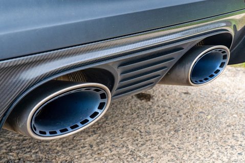 Porsche Cayenne 4.0T V8 TURBO GT 25