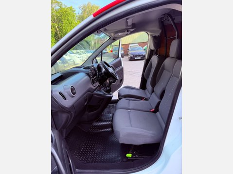 Citroen Berlingo 1.6 HDi 625 Enterprise Panel Van 5dr Diesel Manual L1 (131 g/km, 75 bhp) 34