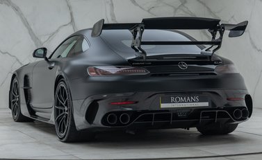 Mercedes-Benz Amg GT BLACK SERIES 10