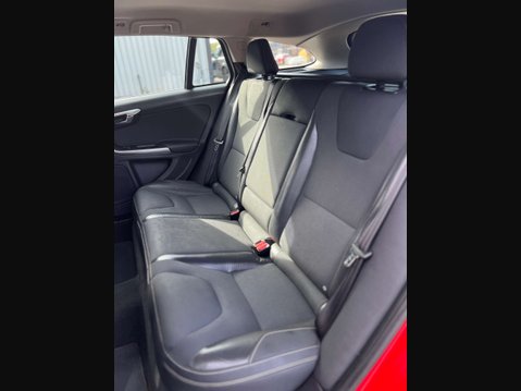Volvo V60 1.6 V60 R-Design Drive S/S 5dr 26
