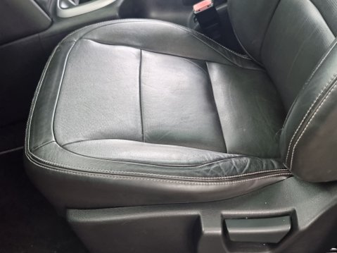 Nissan Qashqai TEKNA Just Serviced New MOT 33