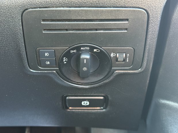 Mercedes-Benz Vito AUTO LWB L2H1 Low Roof Progressive 114 Rev Cam Nav EURO 6 24