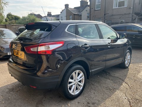 Nissan Qashqai DIG-T Acenta SUV 5dr Petrol Manual 2WD 6