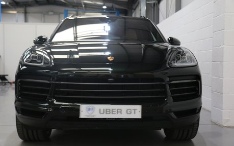 Porsche Cayenne V6 Platinum Edition - PTS Colour and Incredible Specification 18