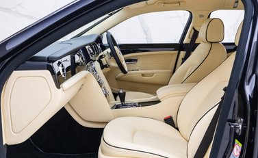 Bentley Mulsanne V8 10