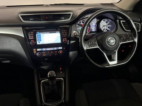 Nissan Qashqai N-CONNECTA DIG-T 11