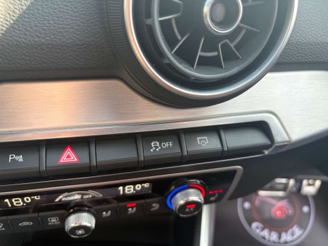 Audi Q2 2.0 Q2 S Line TDI Quattro Semi-Auto 4WD 5dr 44