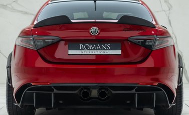 Alfa Romeo Giulia GTA 8