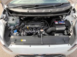 Hyundai ix20 1.6 ix20 SE Nav MPI Auto 5dr 7