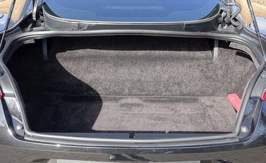 Aston Martin Vanquish Carbon Edition 24