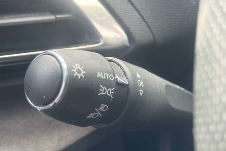 Peugeot 3008 1.6 13.2kWh GT SUV 5dr Petrol Plug-in Hybrid e-EAT Euro 6 (s/s) (225 ps) 35