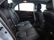 Jaguar XJ 3.0 V6 Sovereign Saloon 4dr Petrol Automatic (249 g/km, 240 bhp) 13