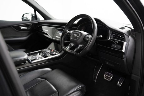 Audi Q7 3.0 TFSI V6 55 Black Edition SUV 5dr Petrol Tiptronic quattro Euro 6 (s/s) 4