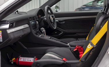 Porsche 911 GT3 (991.2) 15