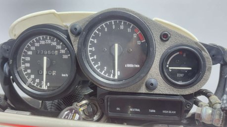 Yamaha FZR 1989 RUNNING PROJECT BIKE CLASSIC SPORTS BIKE NAKED 1000CC 18