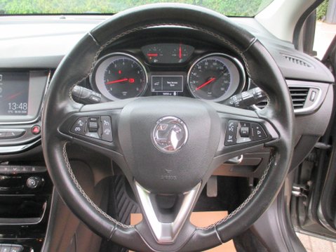 Vauxhall Astra 1.4i Turbo SRi Sports Tourer Euro 6 5dr 18