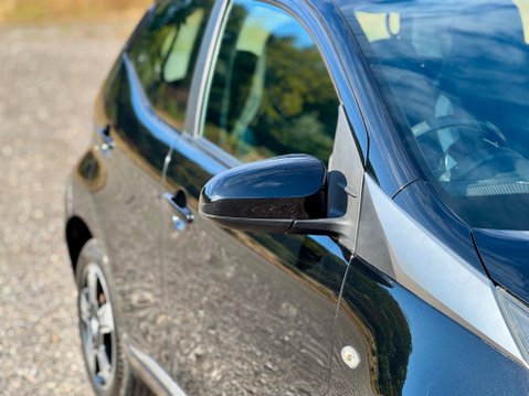 Toyota Aygo VVT-I X-CLUSIV X-SHIFT 12