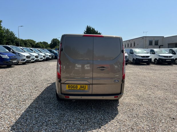 Ford Transit Custom SWB L1H1 (SOLD) Low Roof Limited 280 Air Con Alloys Sensors EURO 6 NO VAT 7